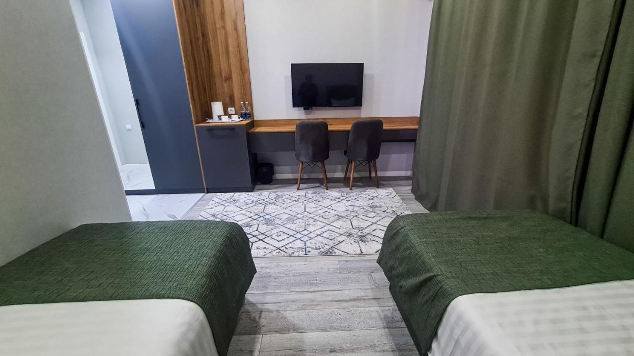 Dosman Hotel Bishkek Luaran gambar