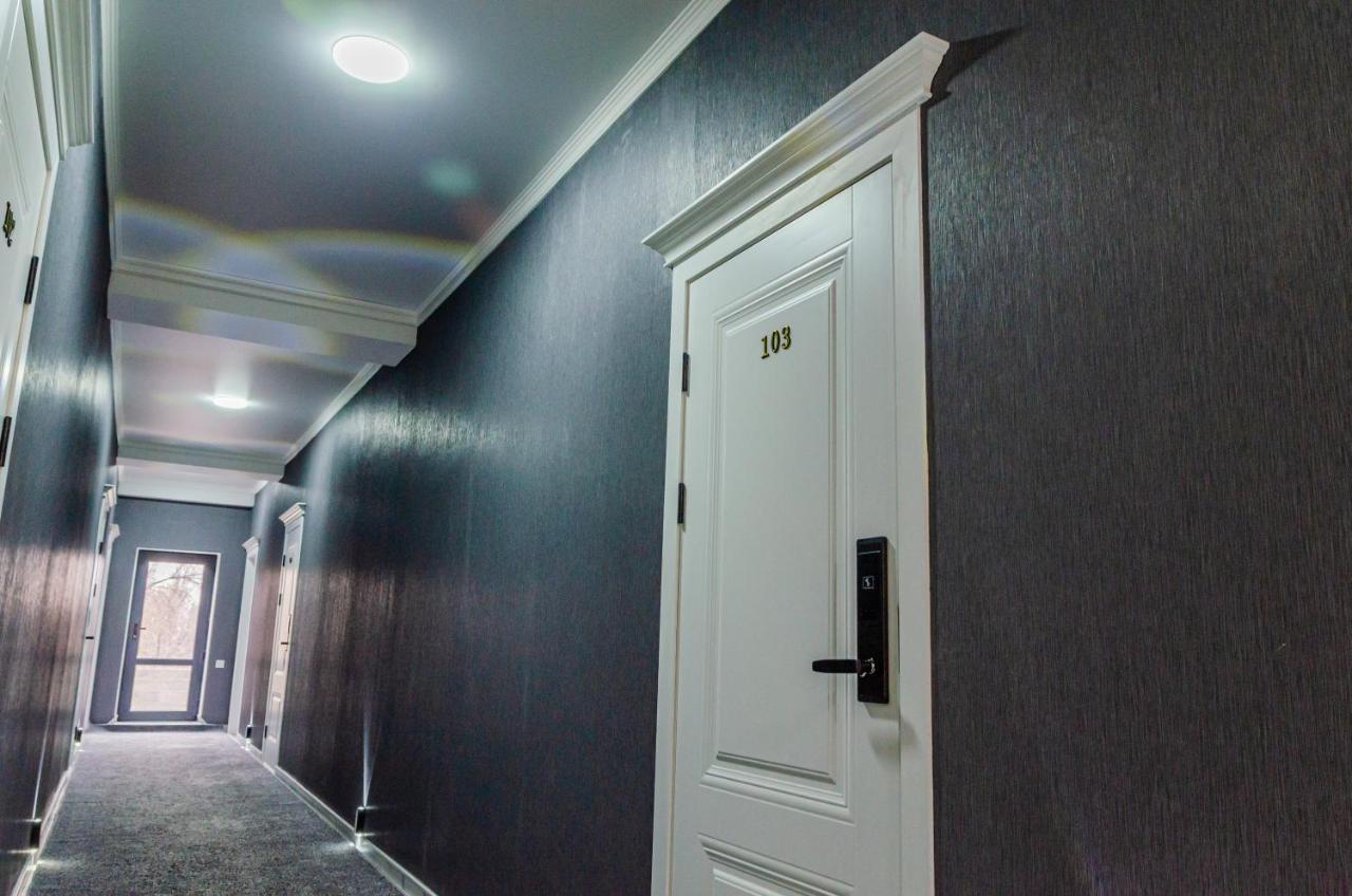 Dosman Hotel Bishkek Luaran gambar