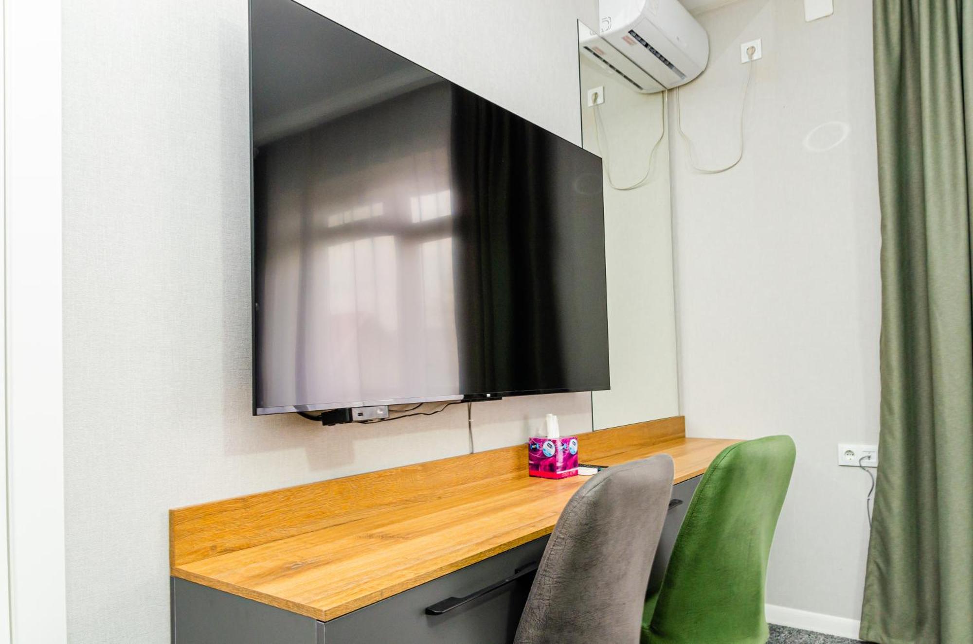 Dosman Hotel Bishkek Luaran gambar